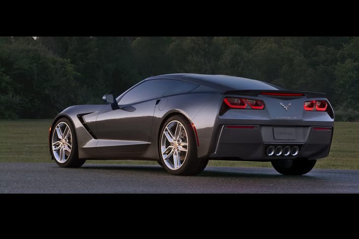 New 2014 Chevrolet Corvette Stingray photos